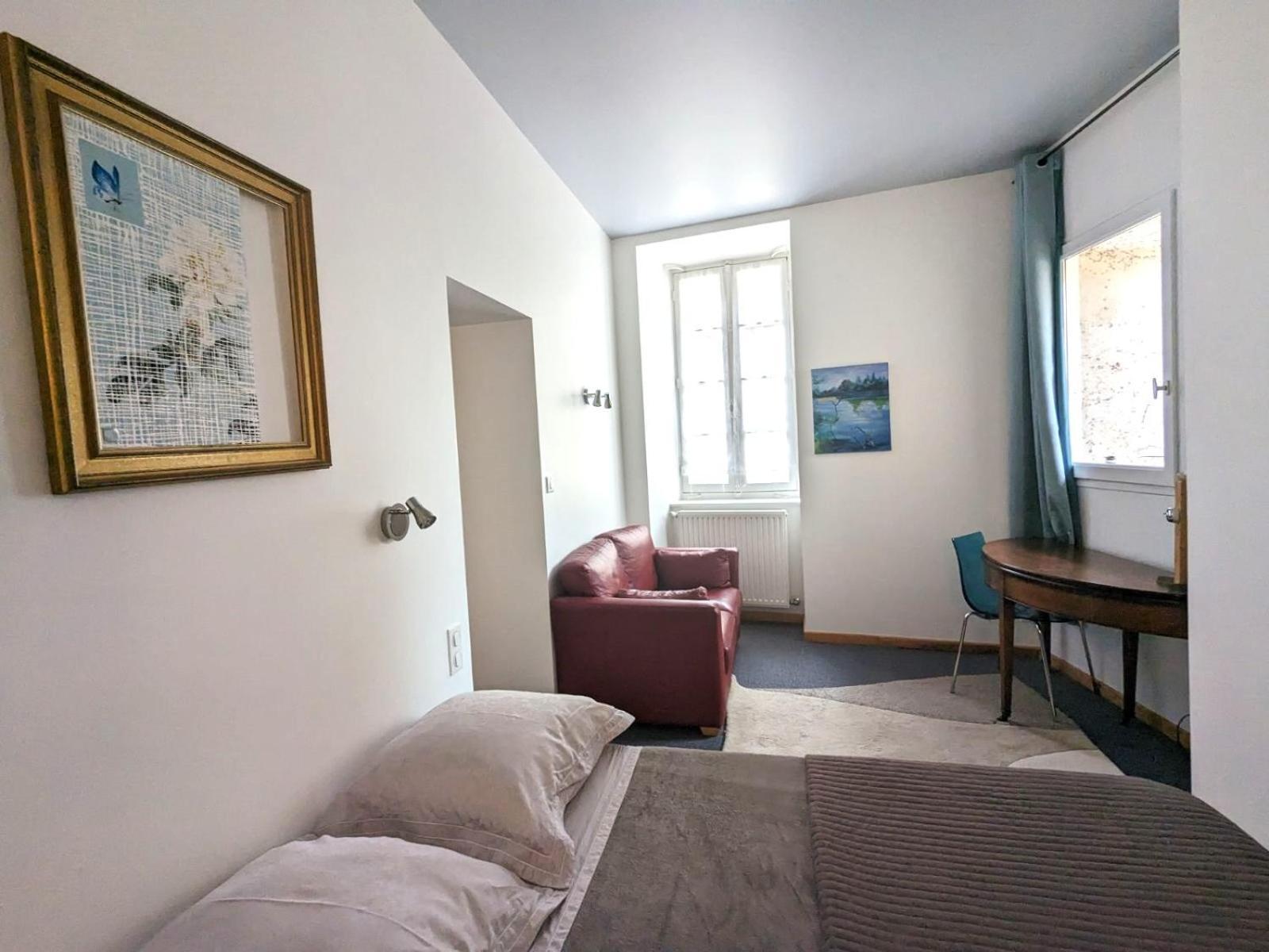 Ermitage De Peyreleau Bed & Breakfast Exterior photo